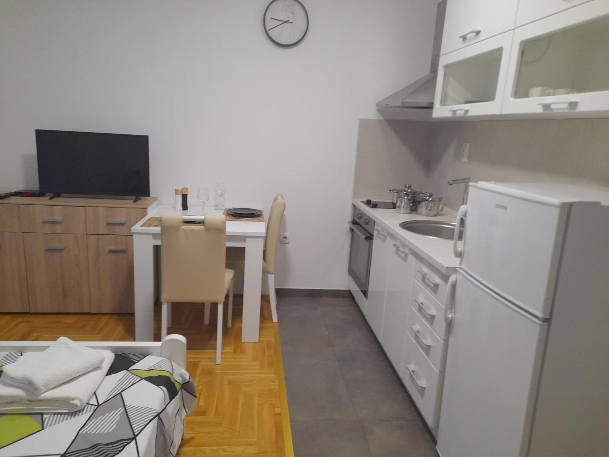 Nikola Ns Apartment Нови Сад Екстериор снимка